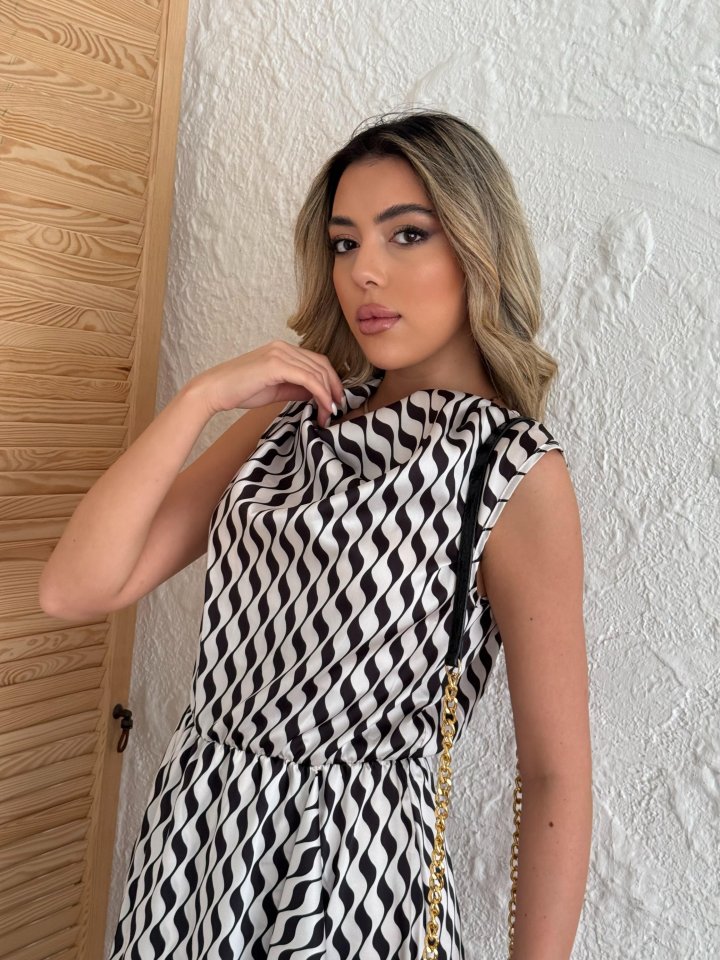 Kadın Degaje Yaka Önden Çapraz Detay Saten Midi Elbise