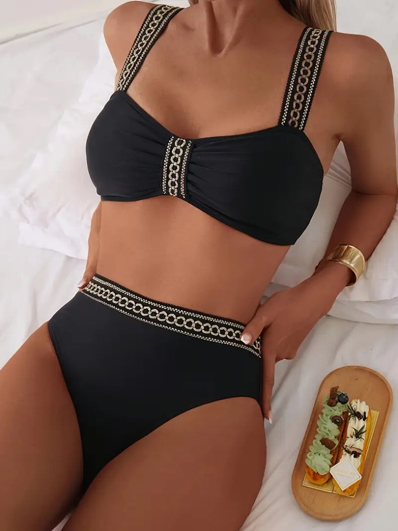 Zincir Detaylı Siyah Yüksek Bel Bikini Takımı