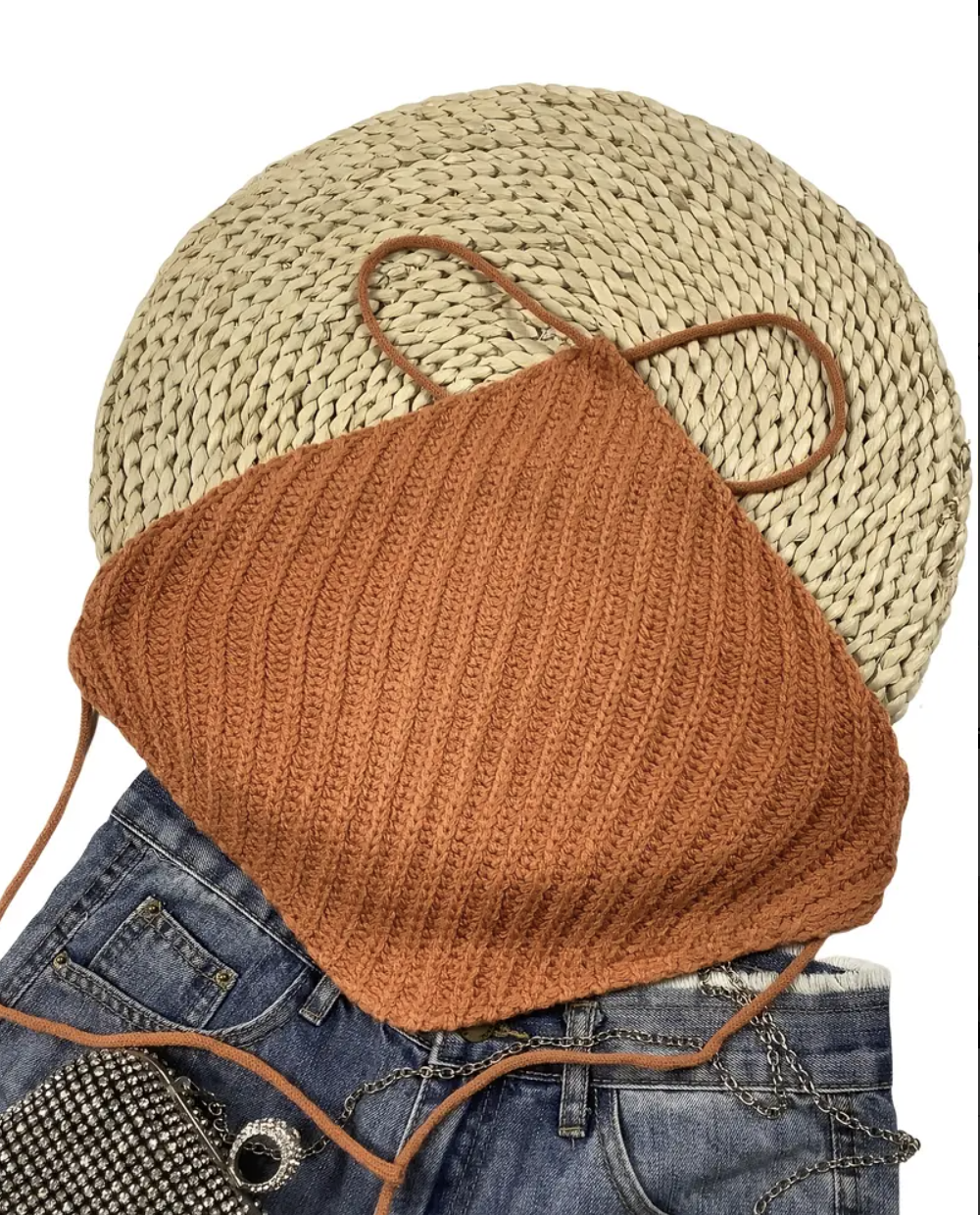 Nyla | Crop