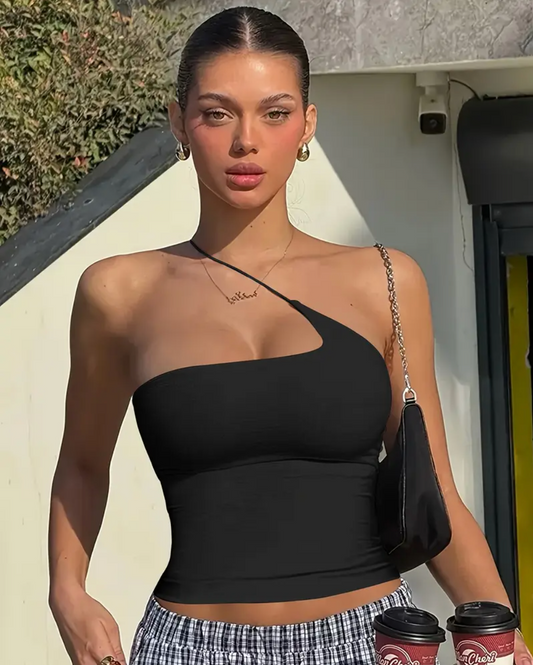 Amelisse | Crop